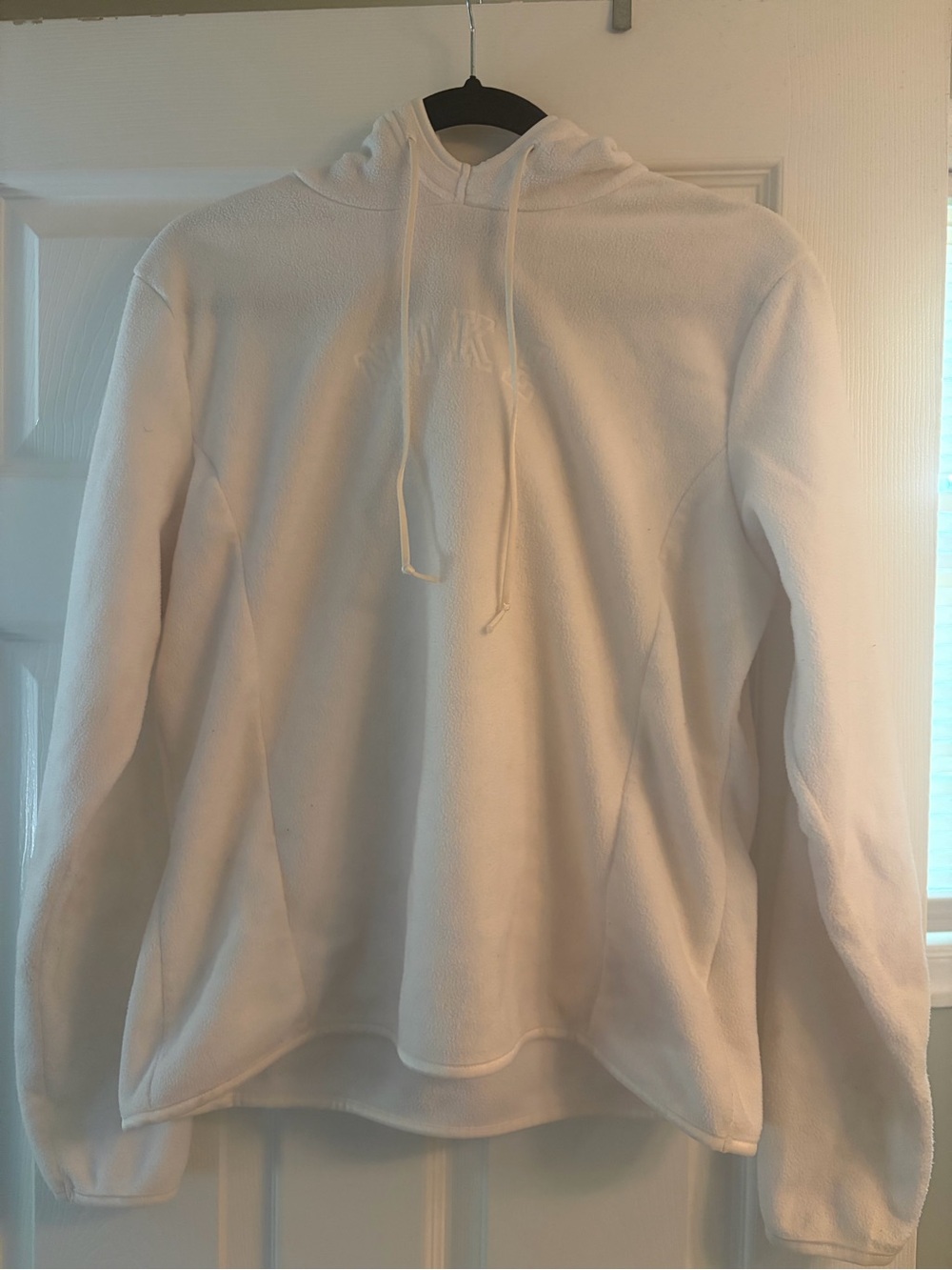 Nike White Pullover Hoodie Fleece Sweatshirt